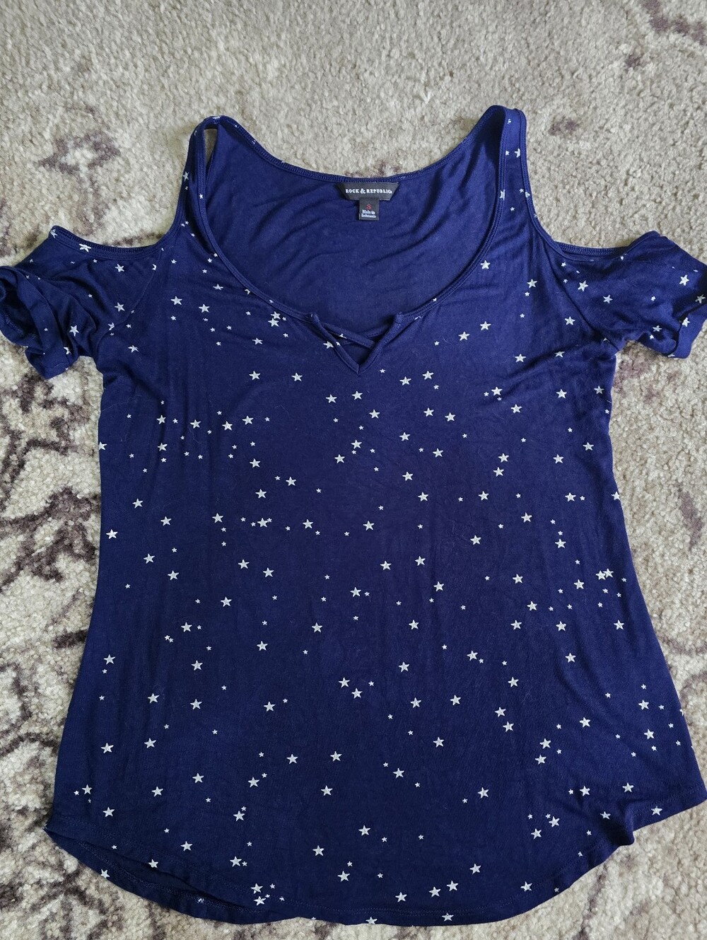 Rock & Republic Navy Star Cold-Shoulder Tee